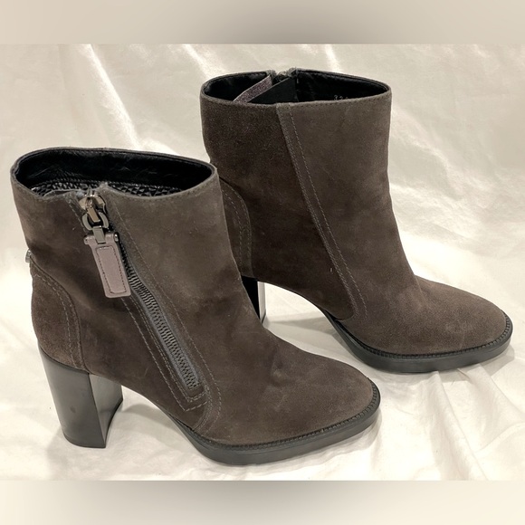 Aquatalia “Ilenia” Dark Grey Heeled Boots with Side Zipper